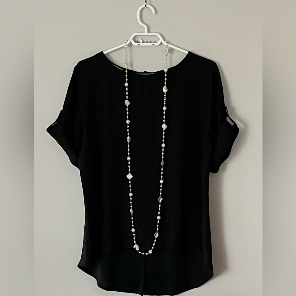 Women’s Short Sleeve Blouse With Back Button Details NWOT